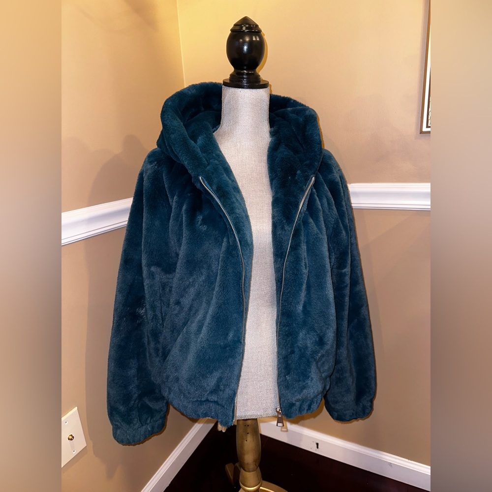 So soft faux fur